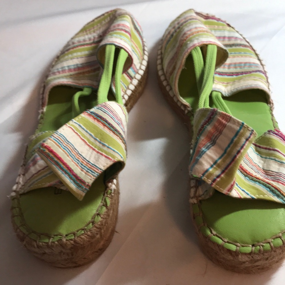 🦀Eric Michael women’s striped espadrilles size 10 - Picture 3 of 4